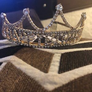 Happy birthday crown